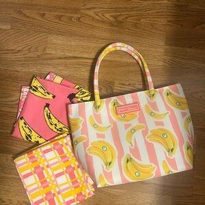 Banana lunch tote and hand towels